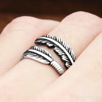 Aesthetic Feather Ring — dettaglio del tessuto