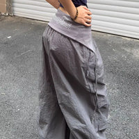 Cargo Wide Leg Y2K Parachute Trousers — dettaglio della stampa