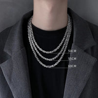 Chain Link Silver Necklace — dettaglio del tessuto