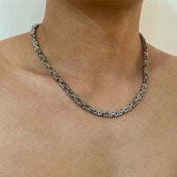 Chain Link Silver Necklace — vista posteriore