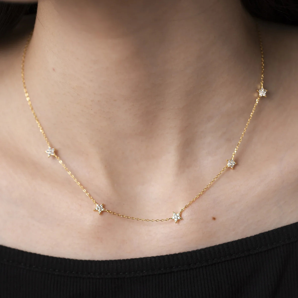 Dainty Stair Charm Jewellery — vista completa