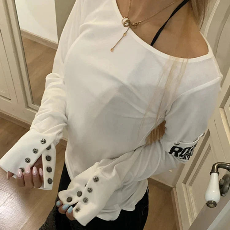 Grunge Y2K Graphic Long Sleeve Button Top — vista posteriore