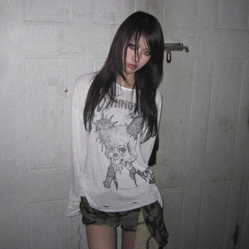 Grunge Y2K Skull Graphic Long Sleeve Top — dettaglio