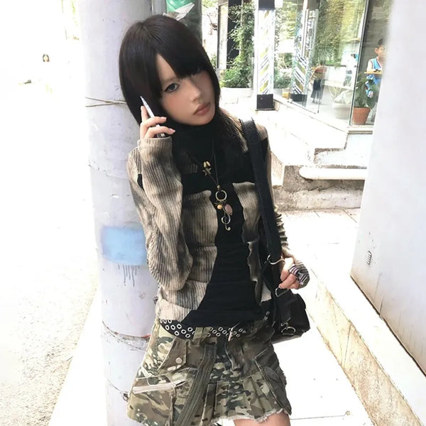 Grunge Y2k Cross Ribbed Long Sleeve Top — vista frontale