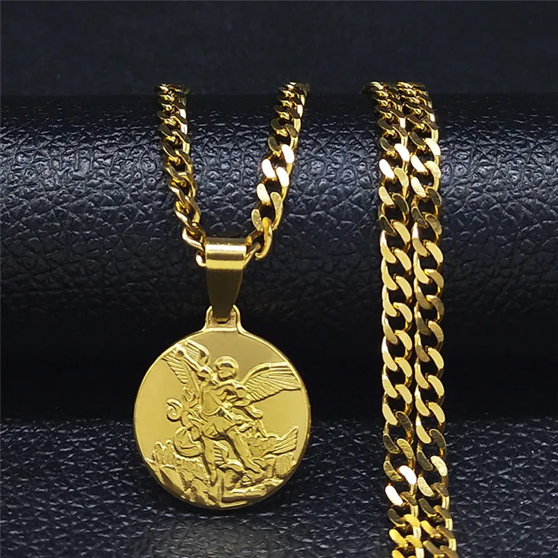 Holy Pendant Y2K Necklace — vista posteriore