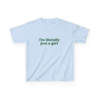 I'm Literally Just A Girl Graphic Baby Tee — dettaglio della stampa