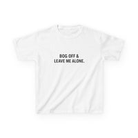 Leave Me Alone Graphic Baby Tee — dettaglio