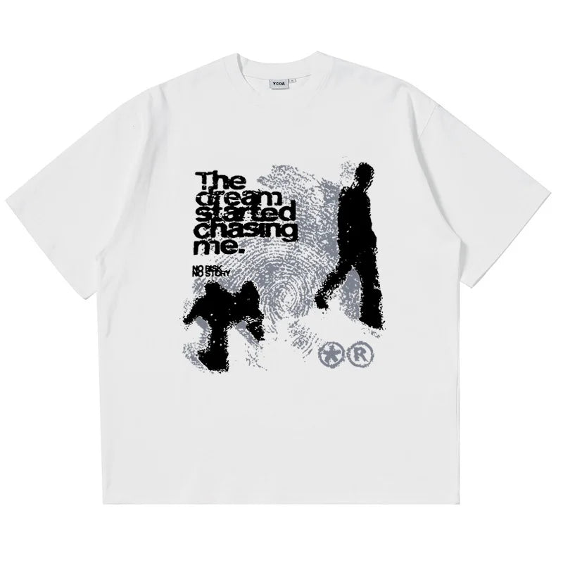Mens Y2K "The Dream Is Chasing Me" Graphic T Shirt — vista frontale