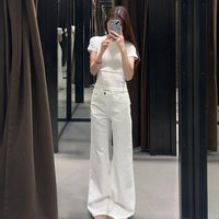 Minimalist Low Waist Y2K Flared Jeans — dettaglio della stampa