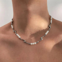 Splicing Lightning Imitation Pearl Necklace & Bracelet — in alternativa