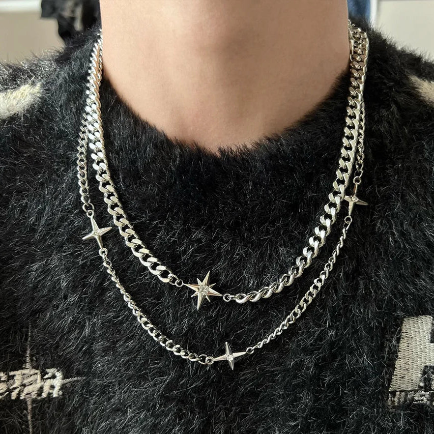 Stars and Stars Necklace — vista posteriore
