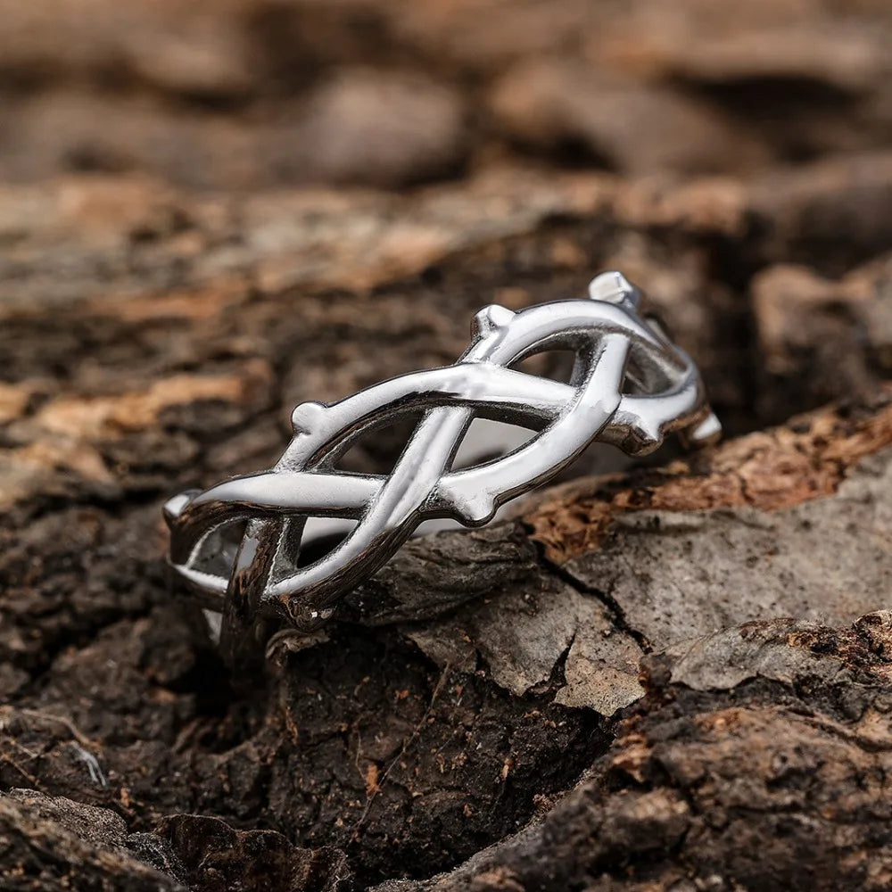 Thorn Vine Aesthetic Ring — in alternativa