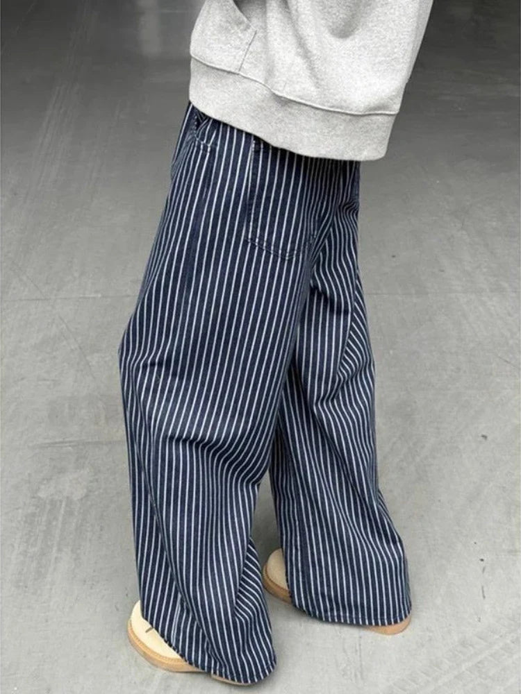 Vintage Blue Striped Y2K Baggy Jeans — dettaglio della stampa