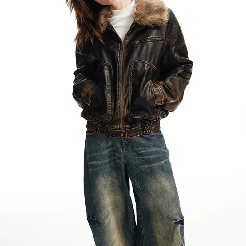 Vintage Distressed Y2K Brown Faux Leather and Fur Jacket — in alternativa