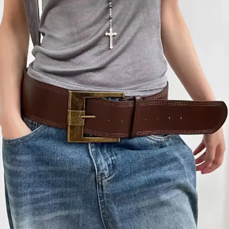 Vintage Y2K Ultra Wide Square Buckle Faux Leather Belt — dettaglio della stampa