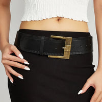 Vintage Y2K Ultra Wide Square Buckle Faux Leather Belt — dettaglio del tessuto