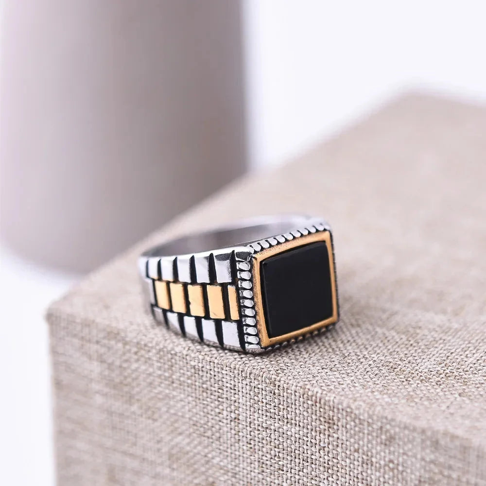 Watch Strap Stone Ring — in alternativa