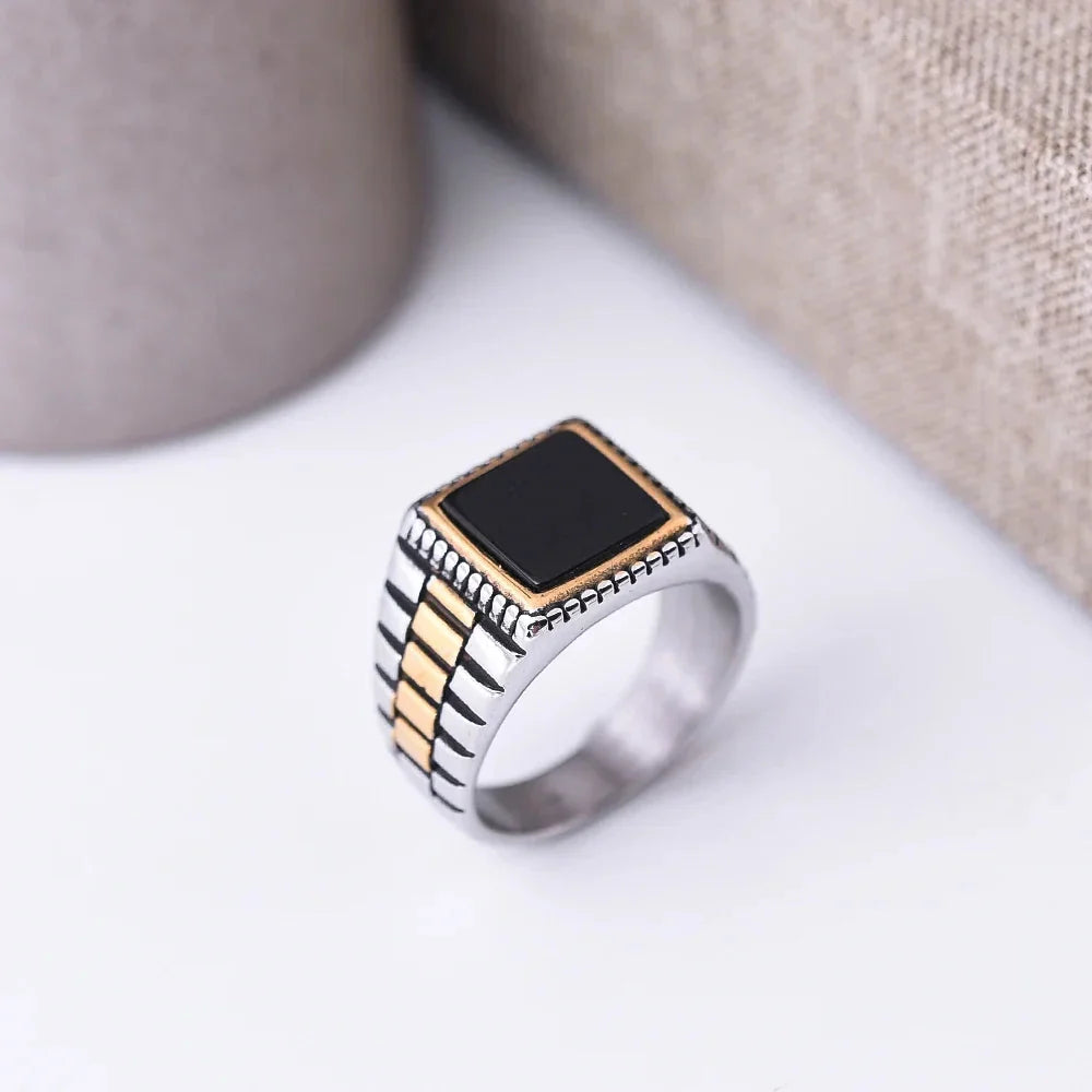 Watch Strap Stone Ring — dettaglio della stampa