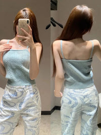 Womens Y2K White Printed High Waisted Jeans — dettaglio della stampa