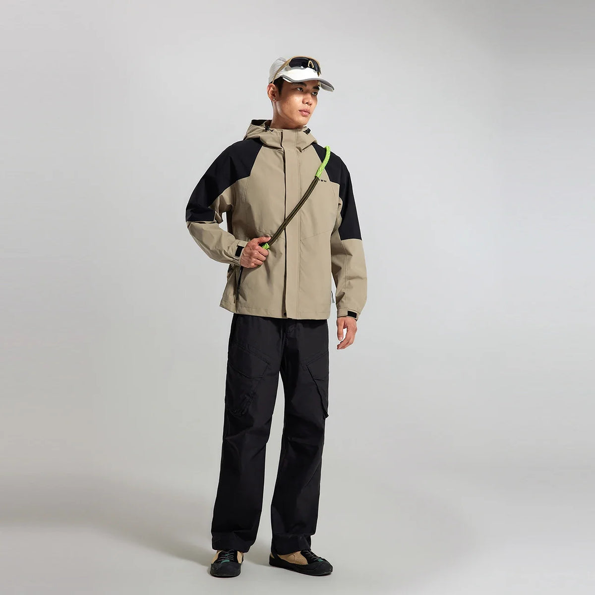 Adjustable Waterproof Windbreaker Jacket — dettaglio del tessuto