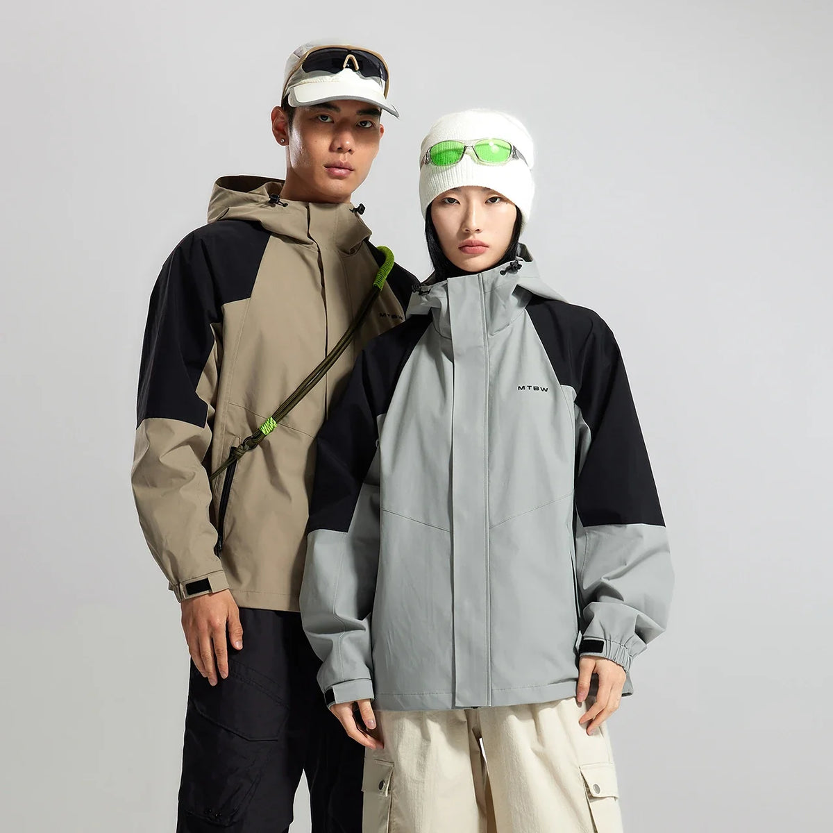 Adjustable Waterproof Windbreaker Jacket — in alternativa