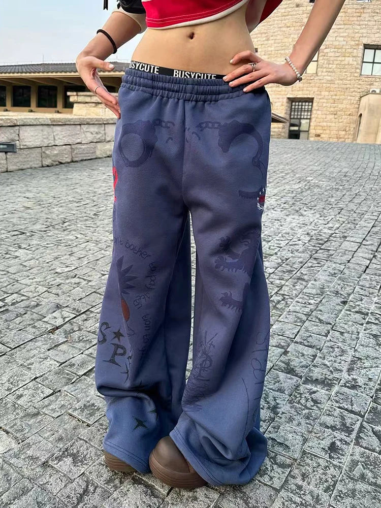 Baggy Blue Graphic Sweatpants Joggers Trousers — dettaglio della stampa