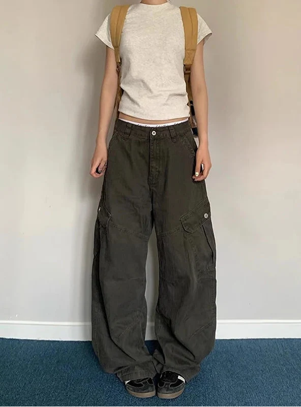 Baggy Cargo Boyfriend Fit Jeans — vista laterale