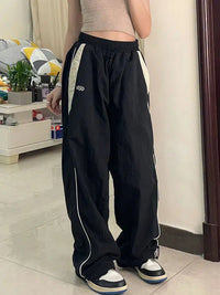 Baggy Joggers Trousers — dettaglio della stampa