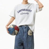 Baggy "Lost Reality" Graphic T Shirt — dettaglio