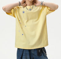 Baggy Snowflake Rhinestone T Shirt — vista laterale