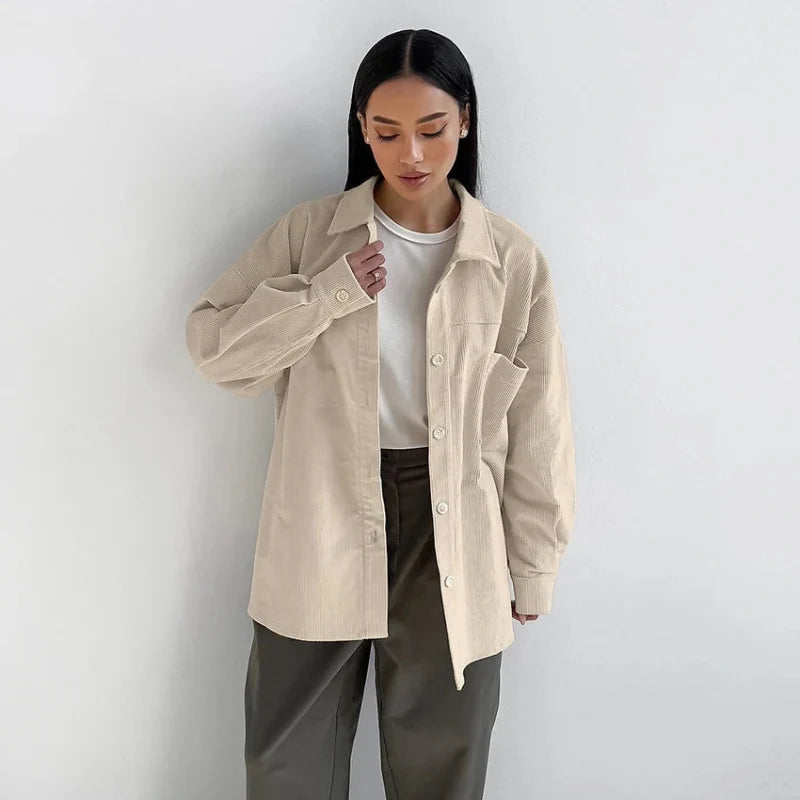 Beige Oversized Long Sleeve Button Up Shirt — vista frontale