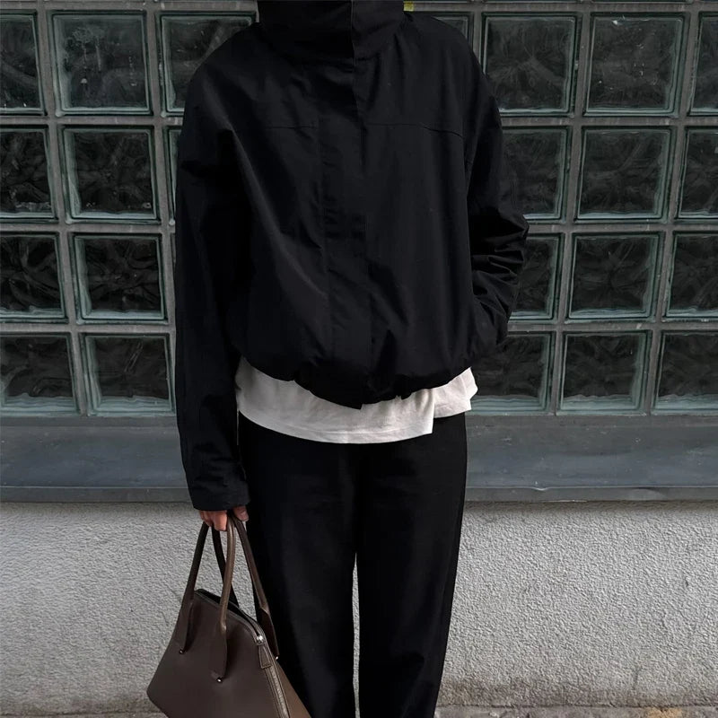 Black Essentials Windbreaker Zip Up Bomber Jacket — dettaglio della stampa