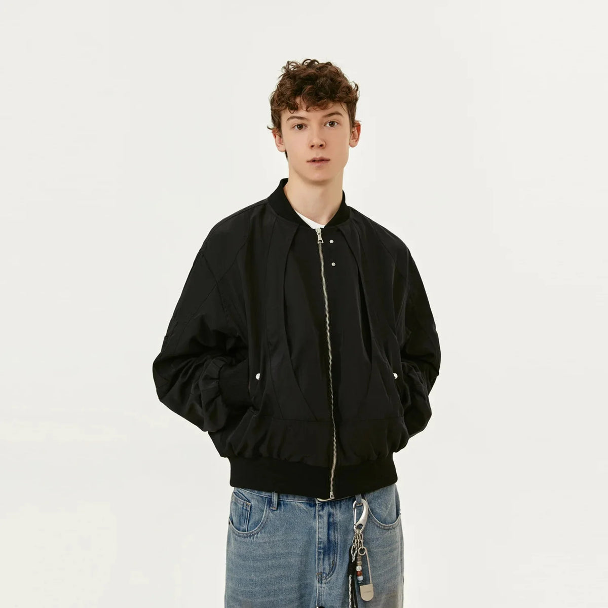 Black Short Full Zip Up Bomber Jacket — vista posteriore