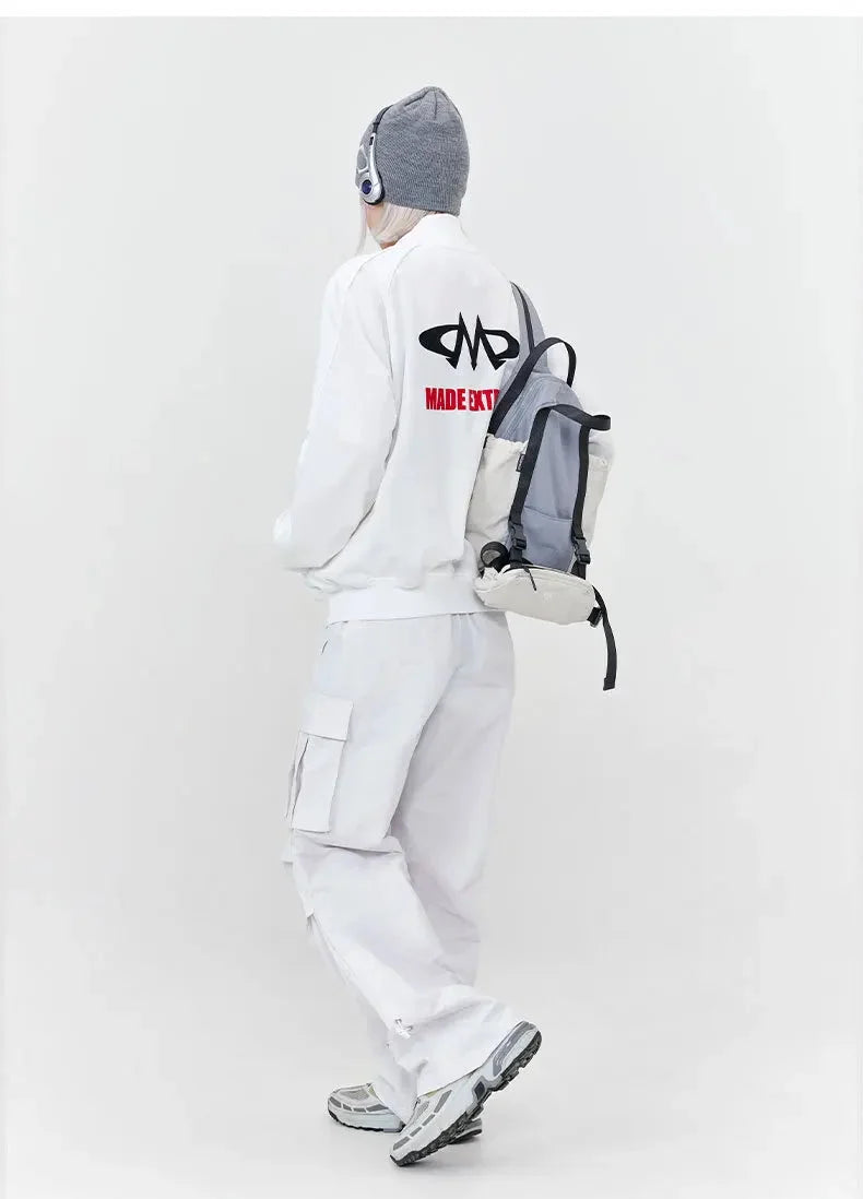 Black White Streetwear Jacket — dettaglio del tessuto