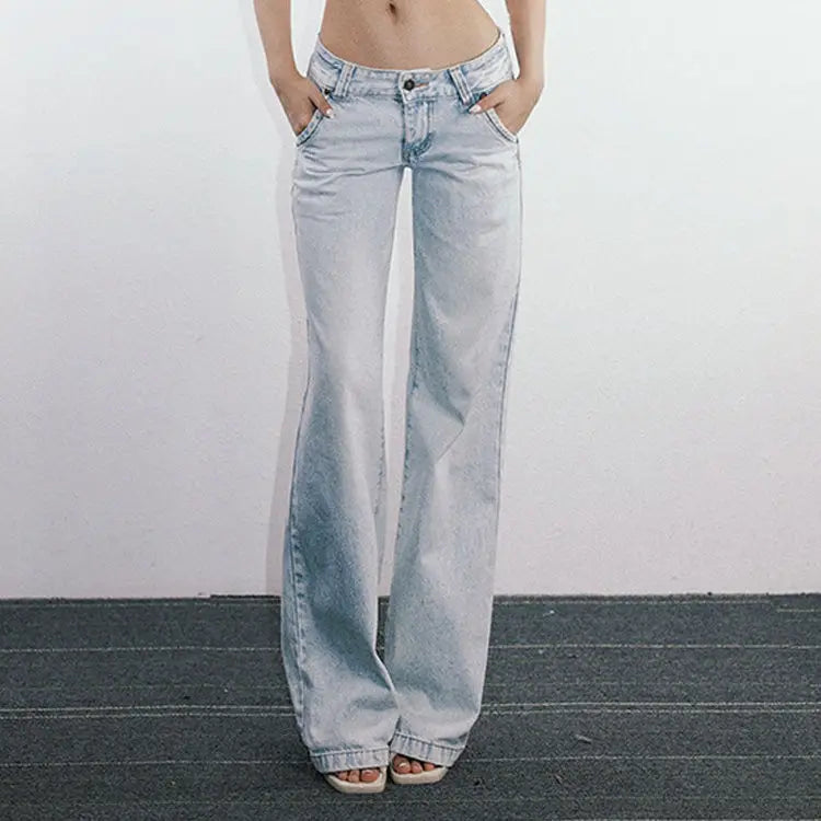 Casual Light Blue Low Waist Jeans — vista frontale
