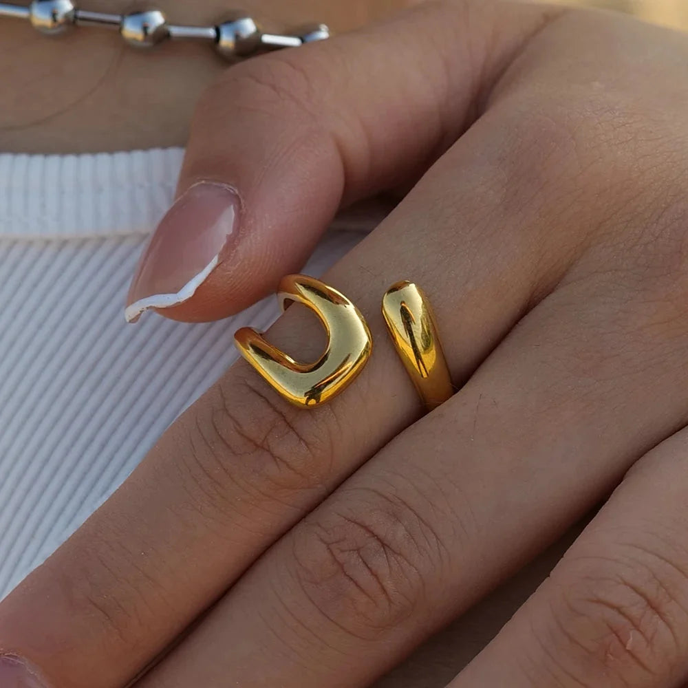 Curl Ring — dettaglio