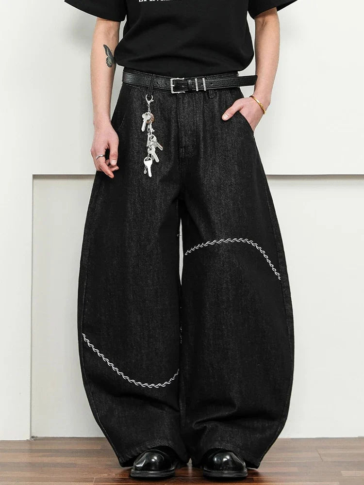Curved Chain Graphic Barrel Denim Jeans — vista frontale