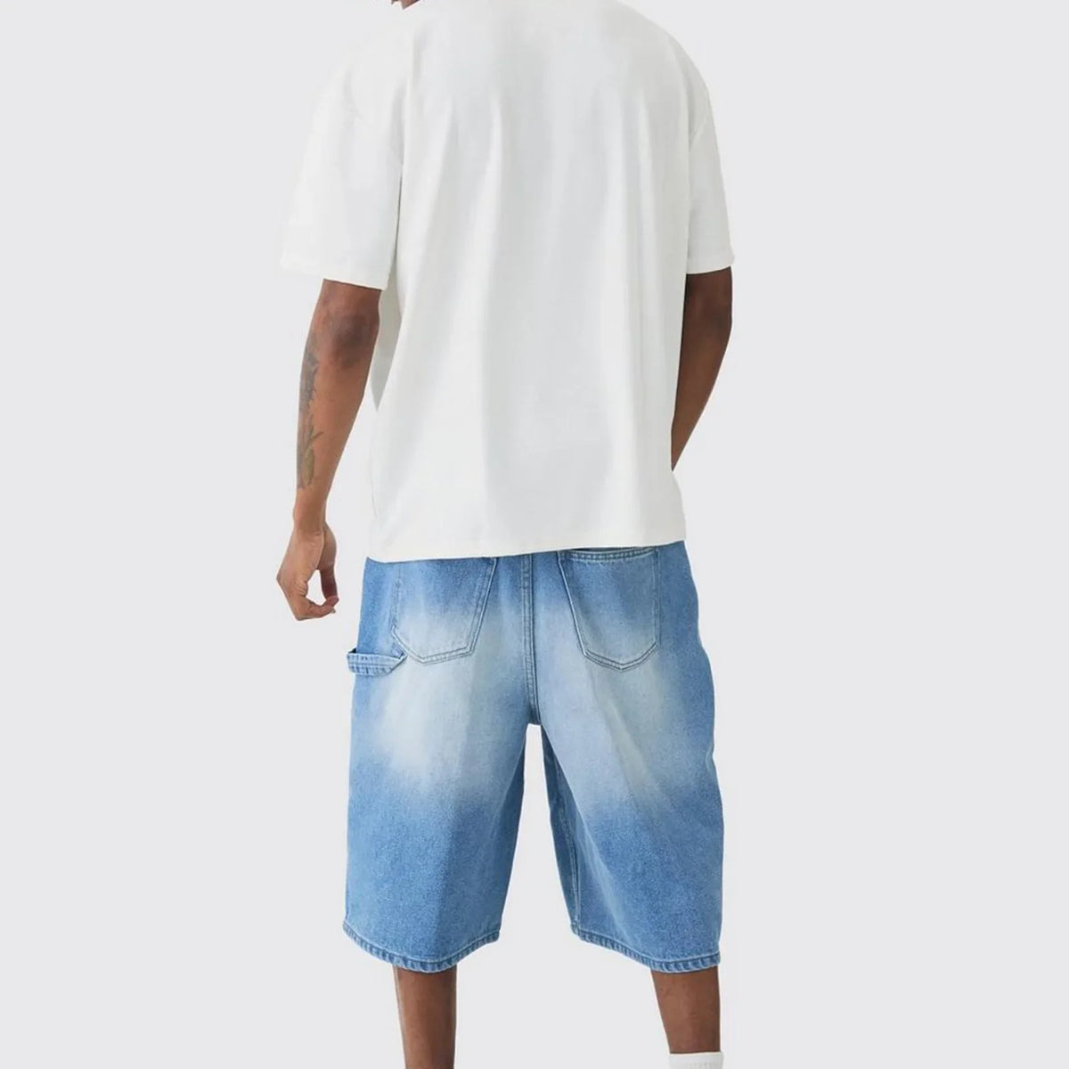 Denim Carpenter Jorts — dettaglio della stampa