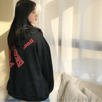 Different Directions Graphic Hoodie — vista laterale