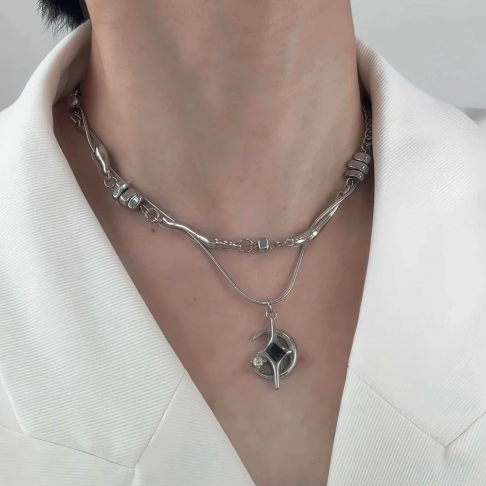 Double Layer Moon And Star Black Pearl Necklace — dettaglio