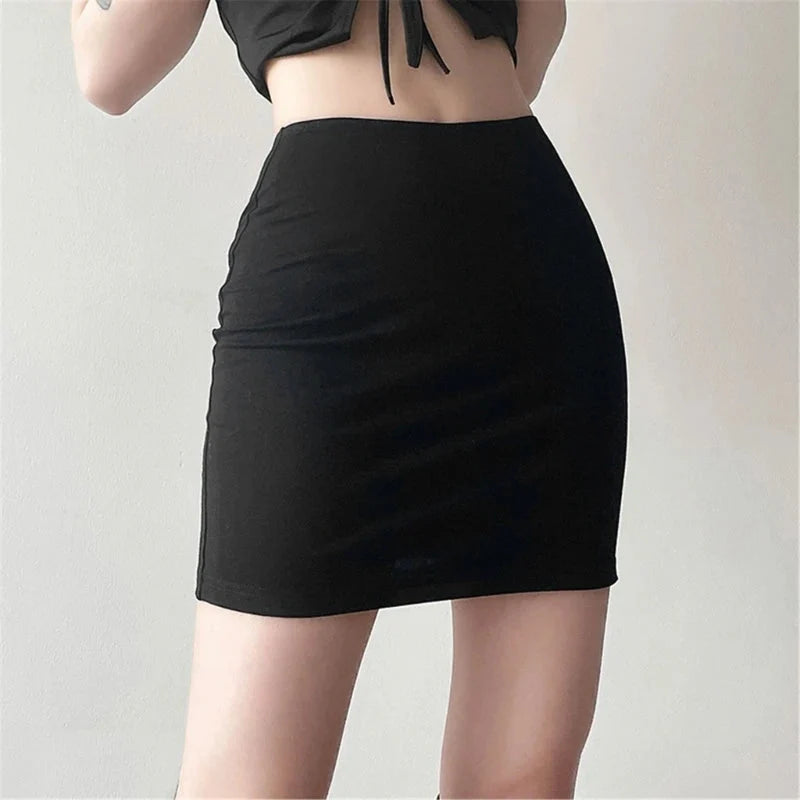Dragon Rhinestone Dragon Black Mini Skirt — in alternativa