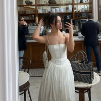 Elegant Floral Midi Dress — dettaglio della stampa