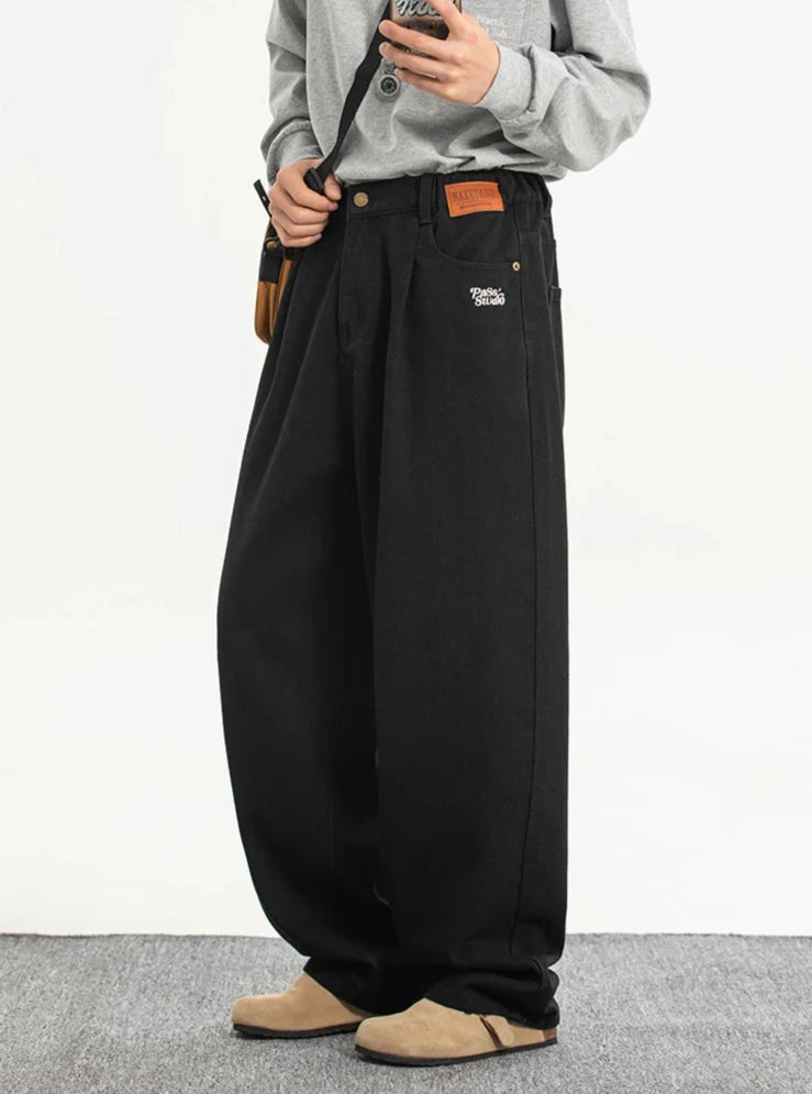 Embroidered Black Baggy Jeans — dettaglio