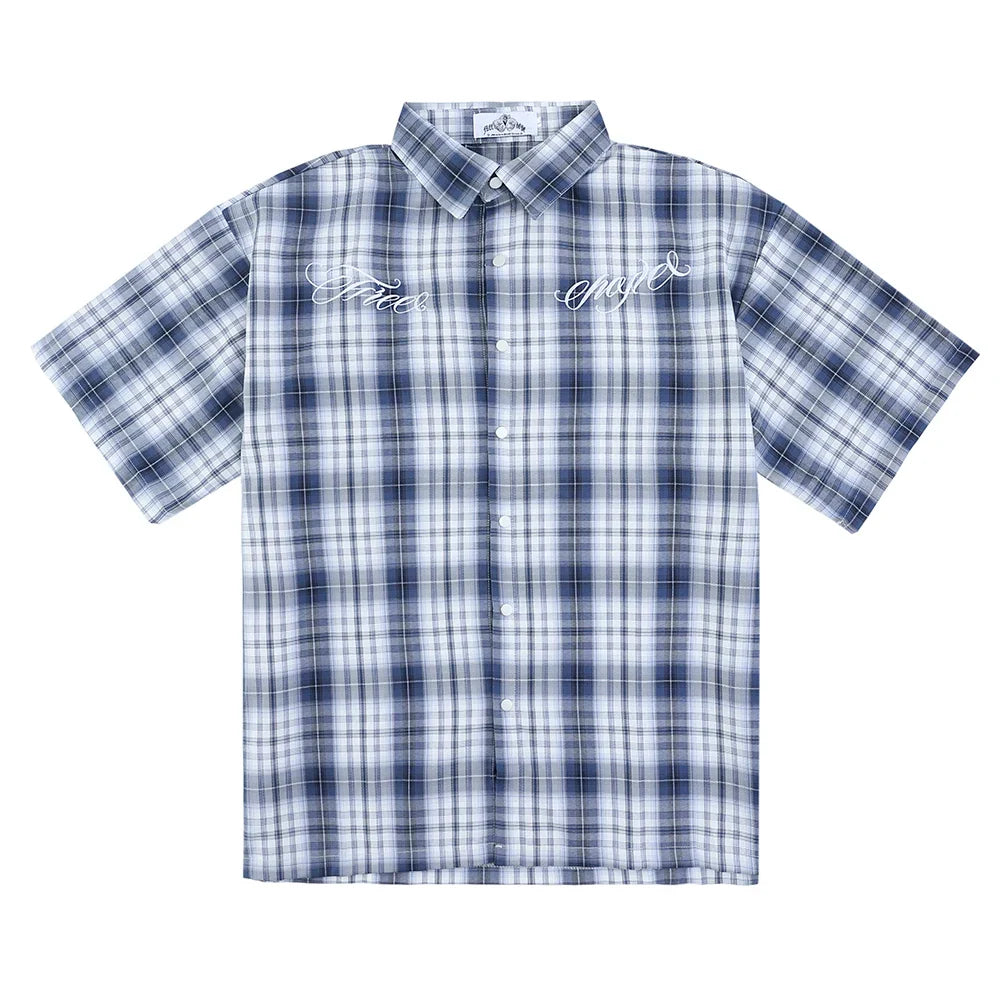 Embroidered Short Sleeve Plaid Button Down Shirt — vista frontale