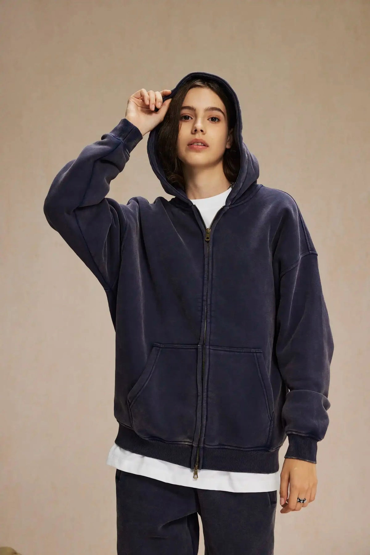 Essential Zip Up Hoodie — dettaglio del tessuto