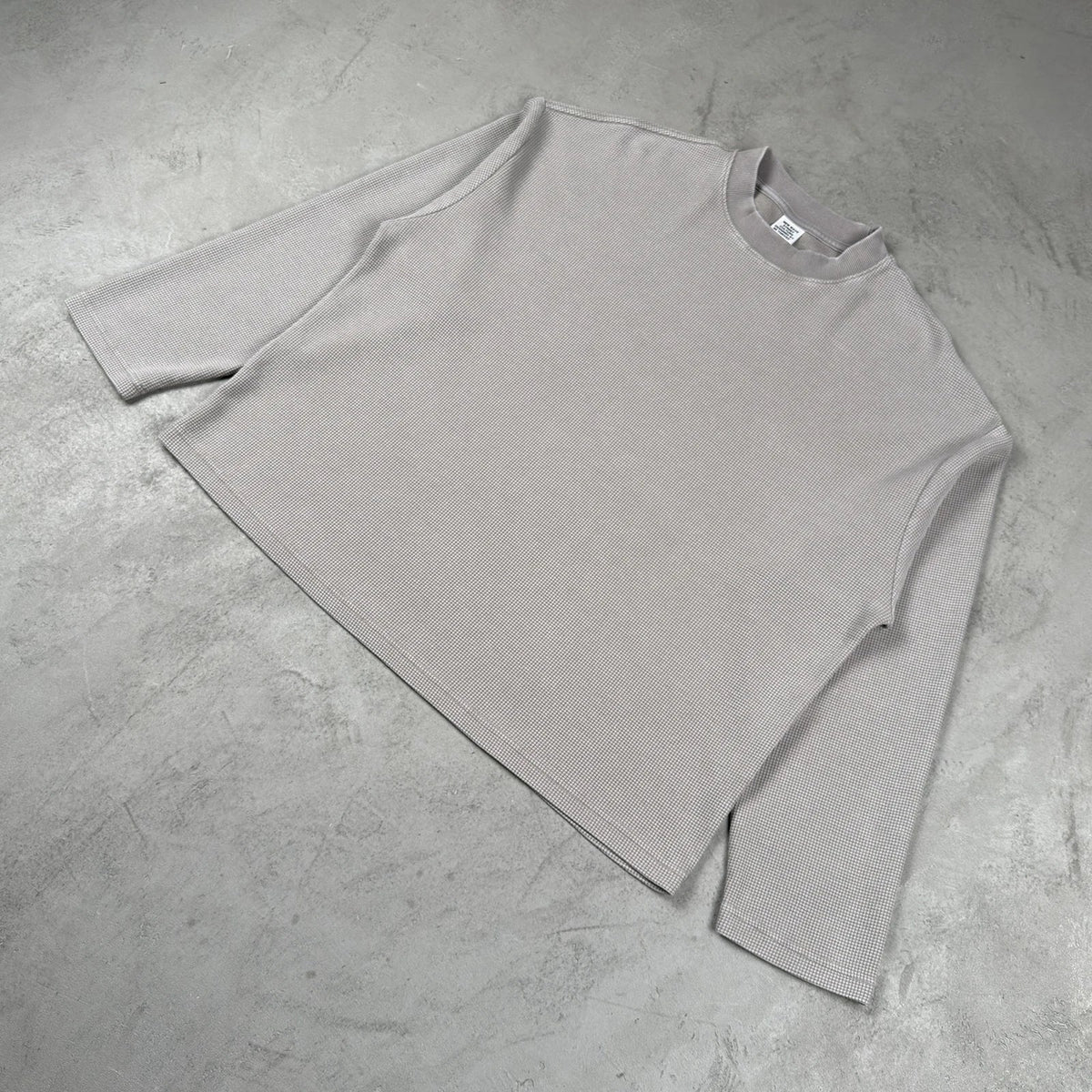 Essentials Acid Wash Waffle Knit Boxy Long Sleeve Top — dettaglio