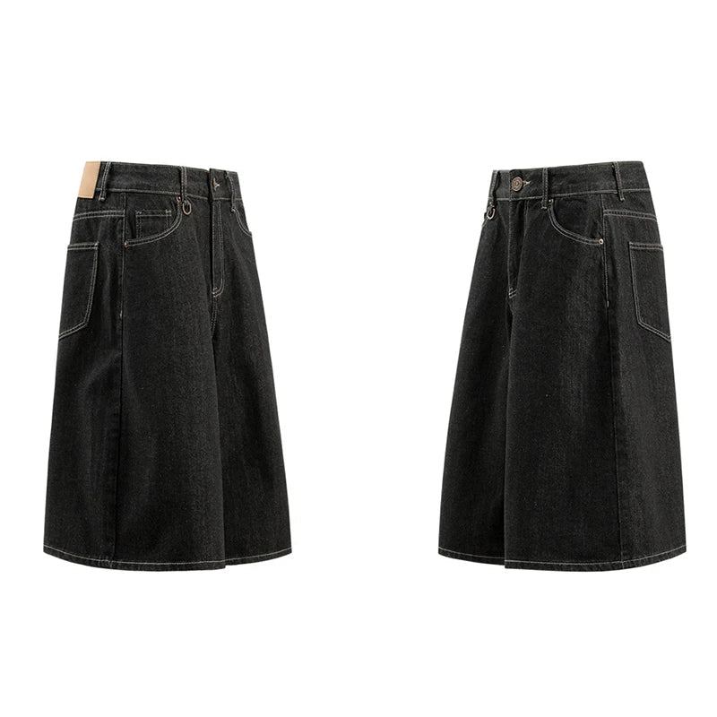 Essentials Contrast Stitch Denim Shorts Jorts — in alternativa