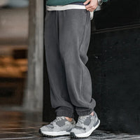 Essentials Washed Sweatpant Joggers Trousers — dettaglio della stampa