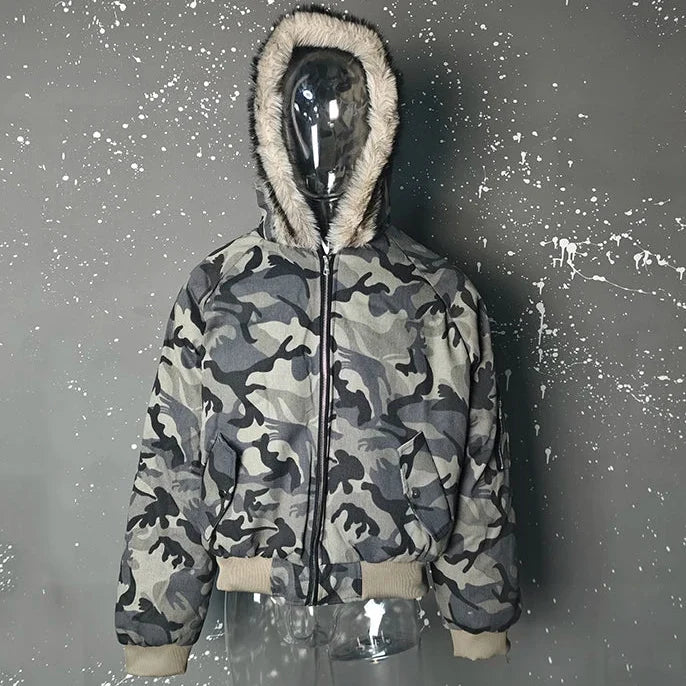 Faux Fur Lined Hood Arctic Camouflage Zip Up Jacket — in alternativa