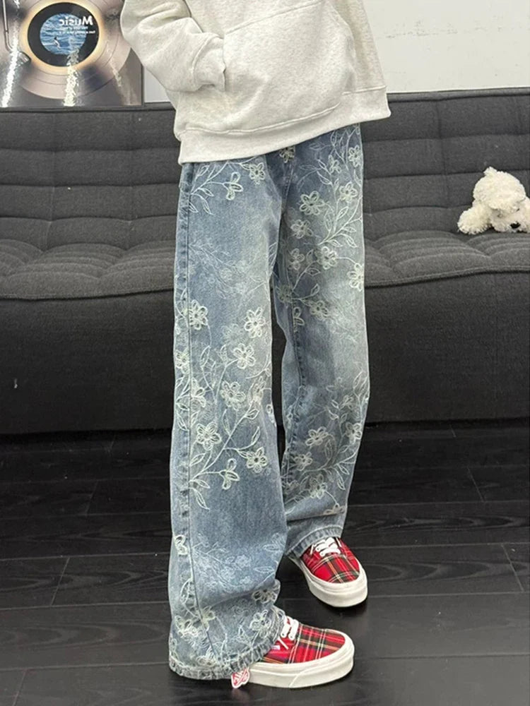 Floral Jacquard Embroidered Straight Leg Jeans — vista frontale